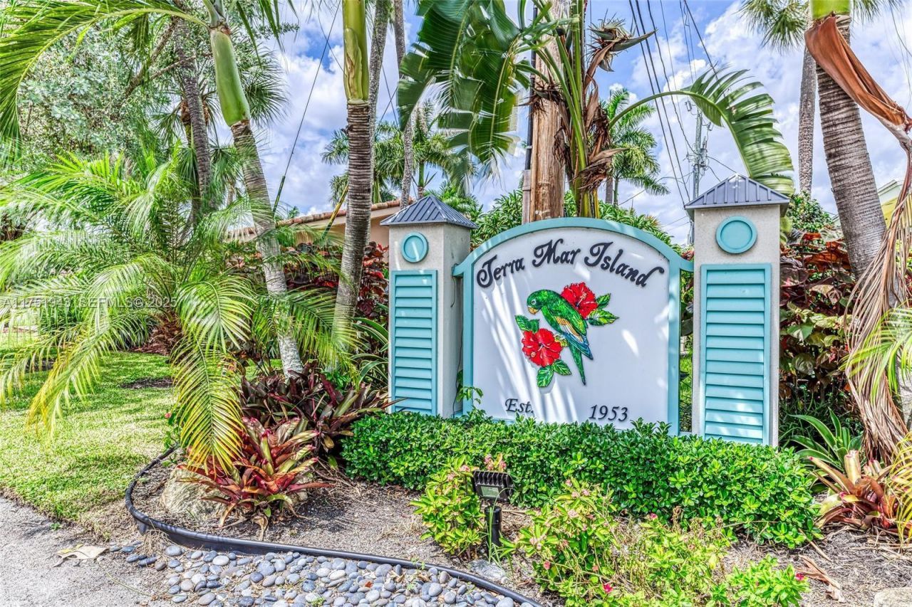 3261 Oleander Way, Lauderdale by the Sea, FL 33062 Photo