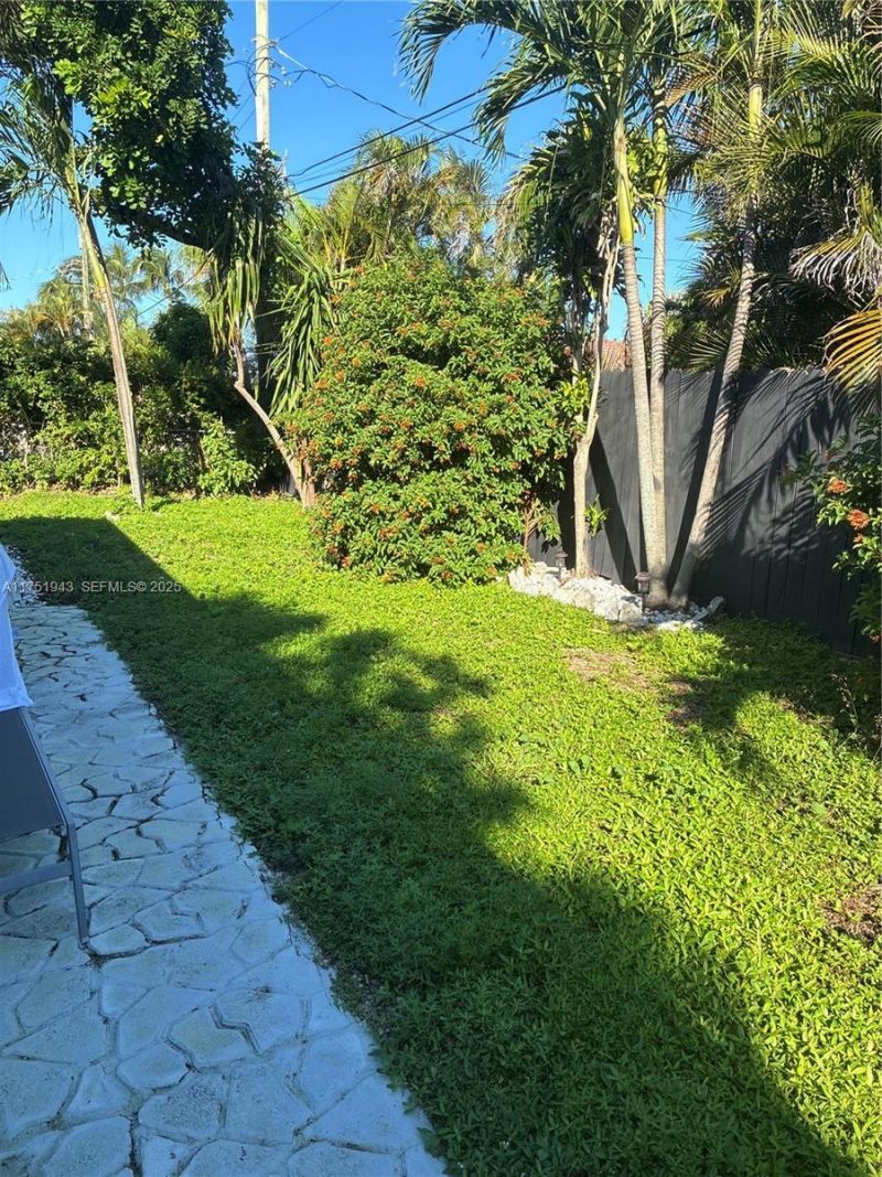 3261 Oleander Way, Lauderdale by the Sea, FL 33062 Photo