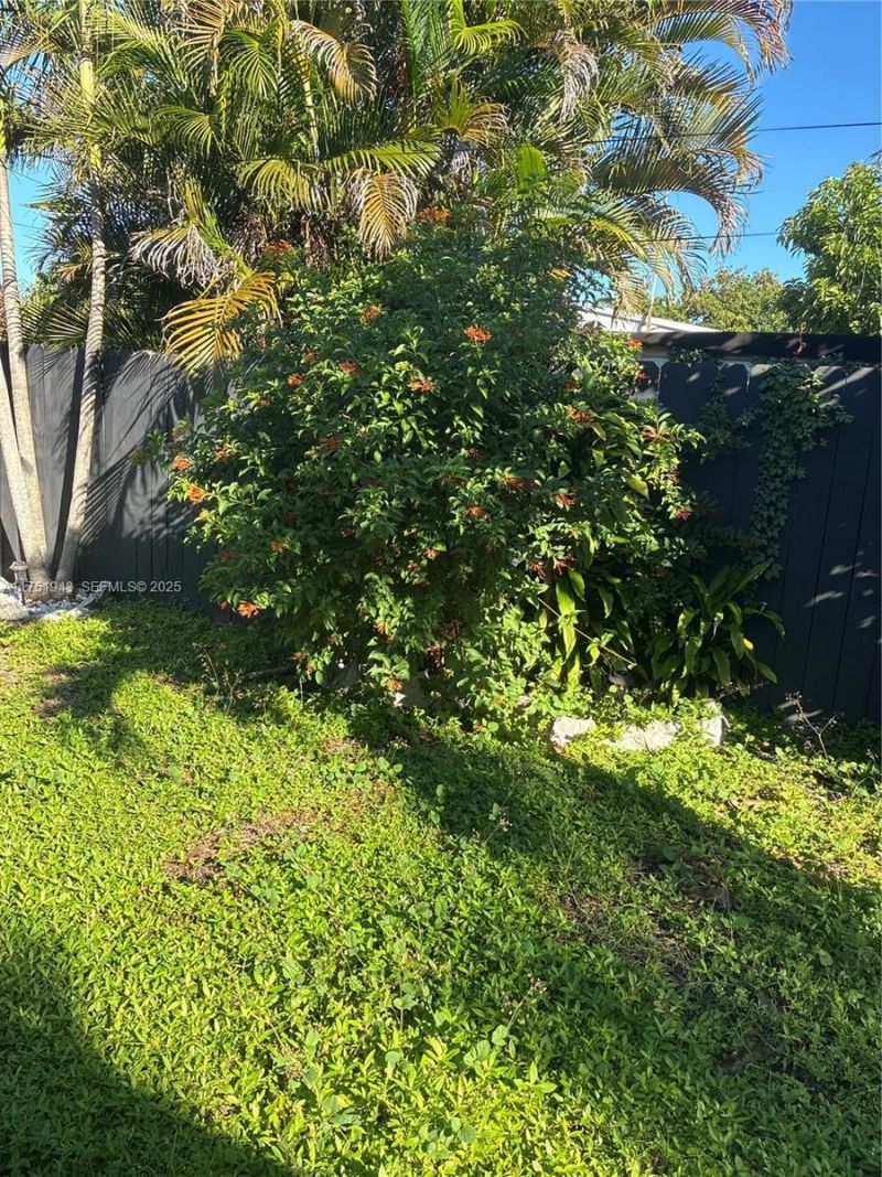 3261 Oleander Way, Lauderdale by the Sea, FL 33062 Photo