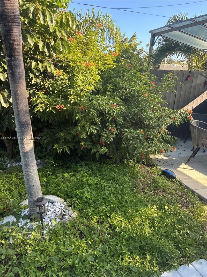 3261 Oleander Way, Lauderdale by the Sea, FL 33062 Photo