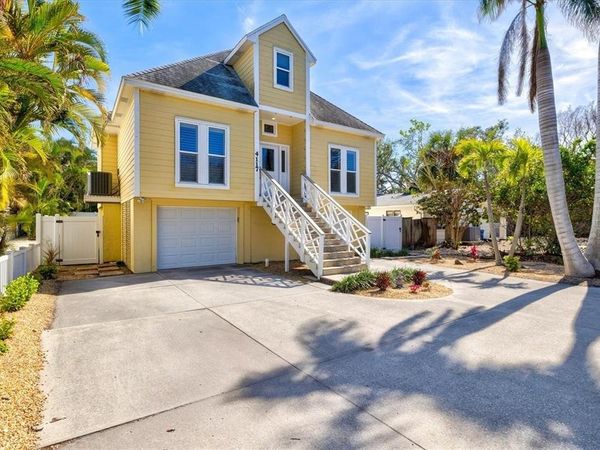 4117 ROBERTS POINT CIRCLE, SARASOTA, FL 34242