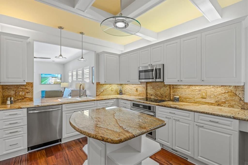 4117 Roberts Point Circle, Sarasota, FL 34242 Photo