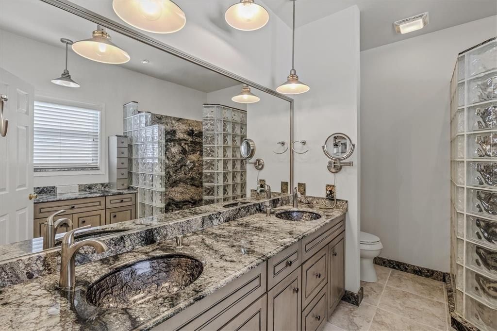 4117 Roberts Point Circle, Sarasota, FL 34242 Photo