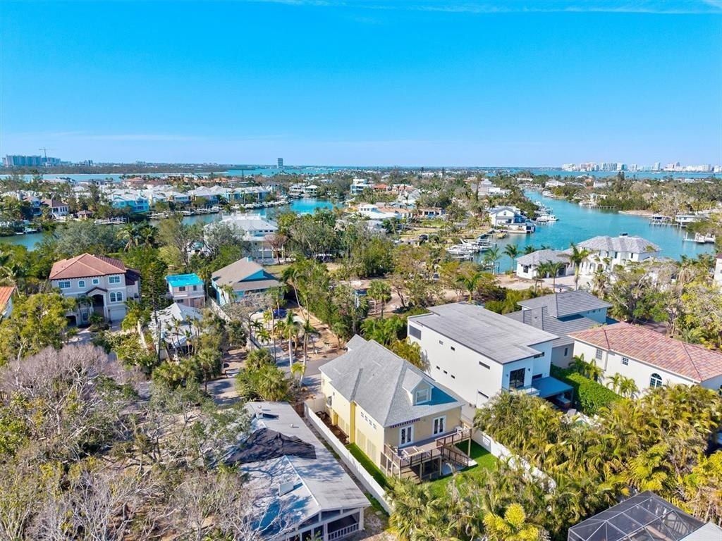 4117 Roberts Point Circle, Sarasota, FL 34242 Photo