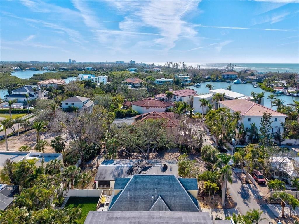 4117 Roberts Point Circle, Sarasota, FL 34242 Photo