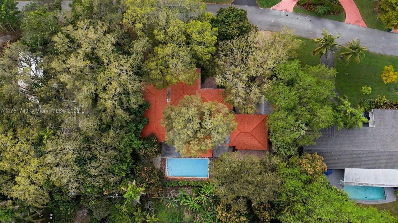 14345 SW 72nd Ct, Palmetto Bay, FL 33158 Photo