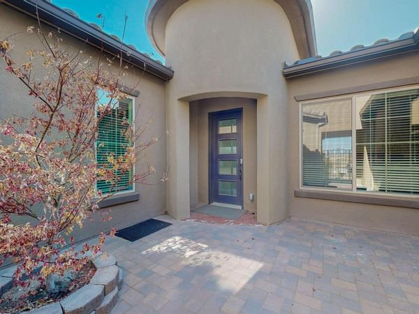 9020 RETABLO Road NW, Albuquerque, NM 87120