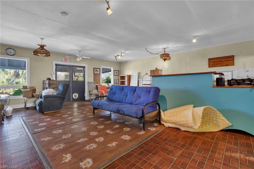 238 Mamie St, Chokoloskee, FL 34138 Photo
