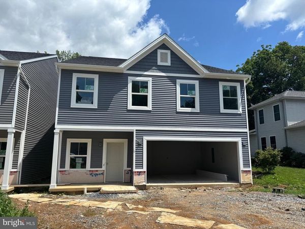 1033 DIANNE DRIVE, WAYNESBORO, PA 17268