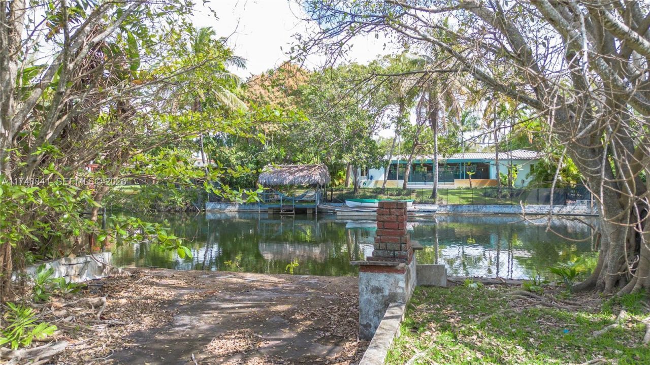 11701 W Biscayne Canal Rd, Miami, FL 33161 Photo