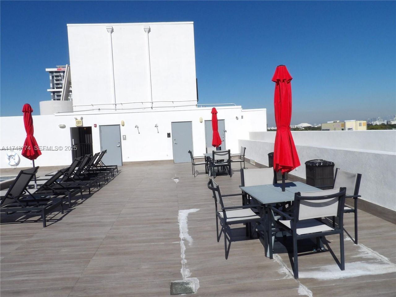 2740 SW 28th Ter, Unit 301, Miami, FL 33133 Photo