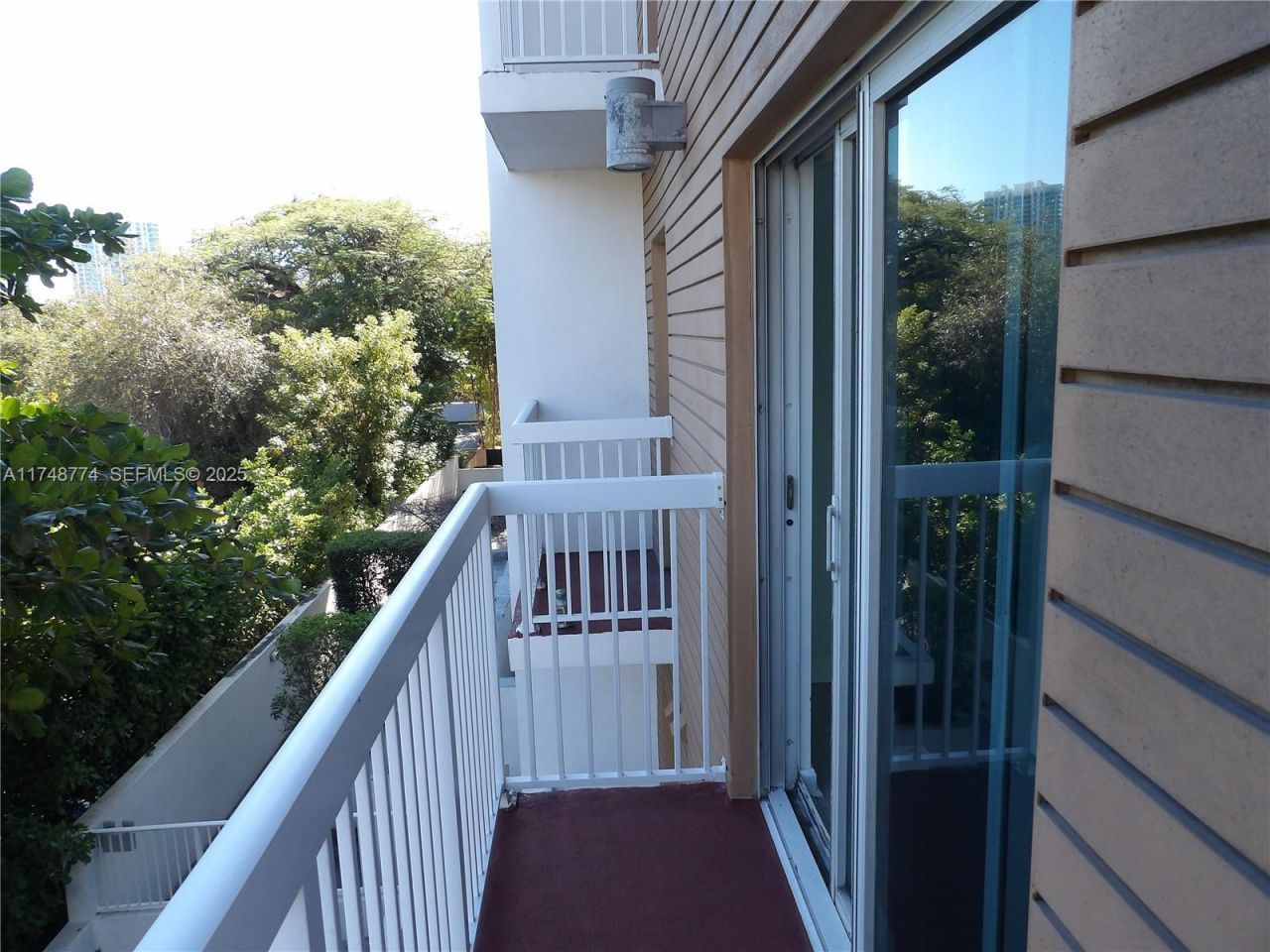 2740 SW 28th Ter, Unit 301, Miami, FL 33133 Photo