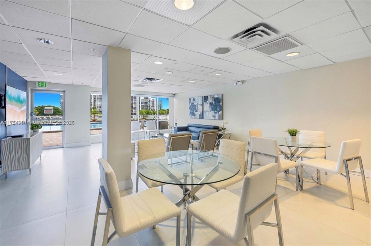 3001 S Ocean Dr, Unit 1001, Hollywood, FL 33019 Photo