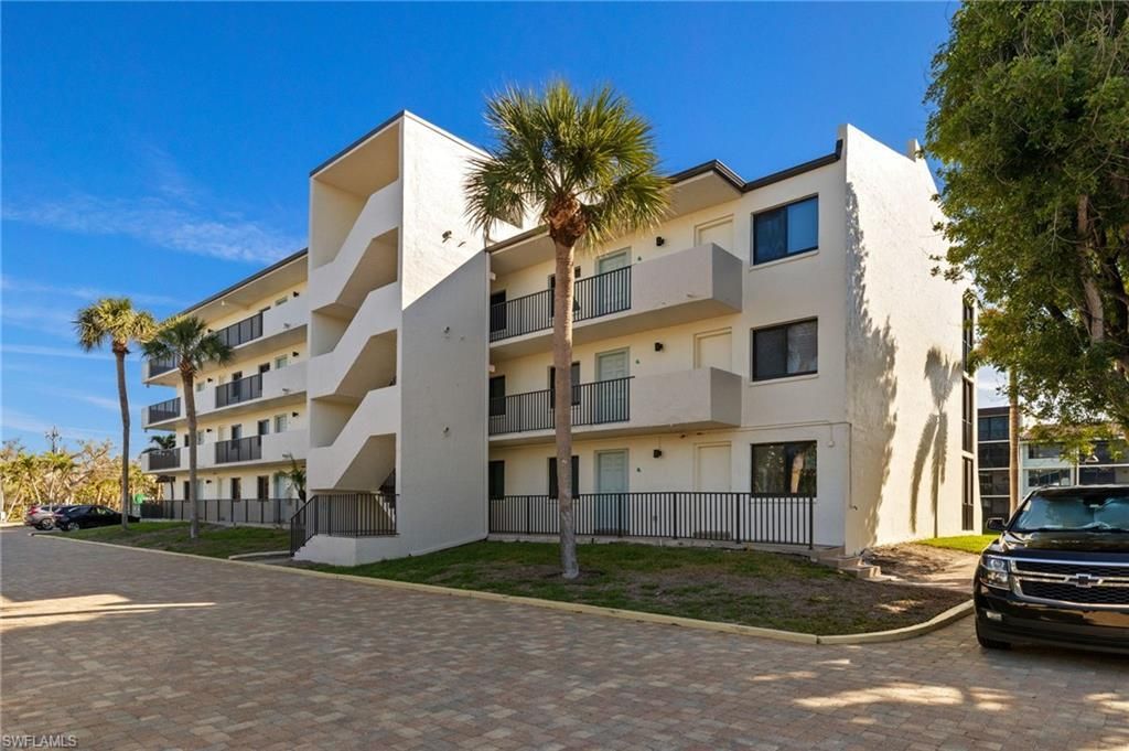 979 E Gulf Dr, Unit C303, Sanibel, FL 33957 Photo