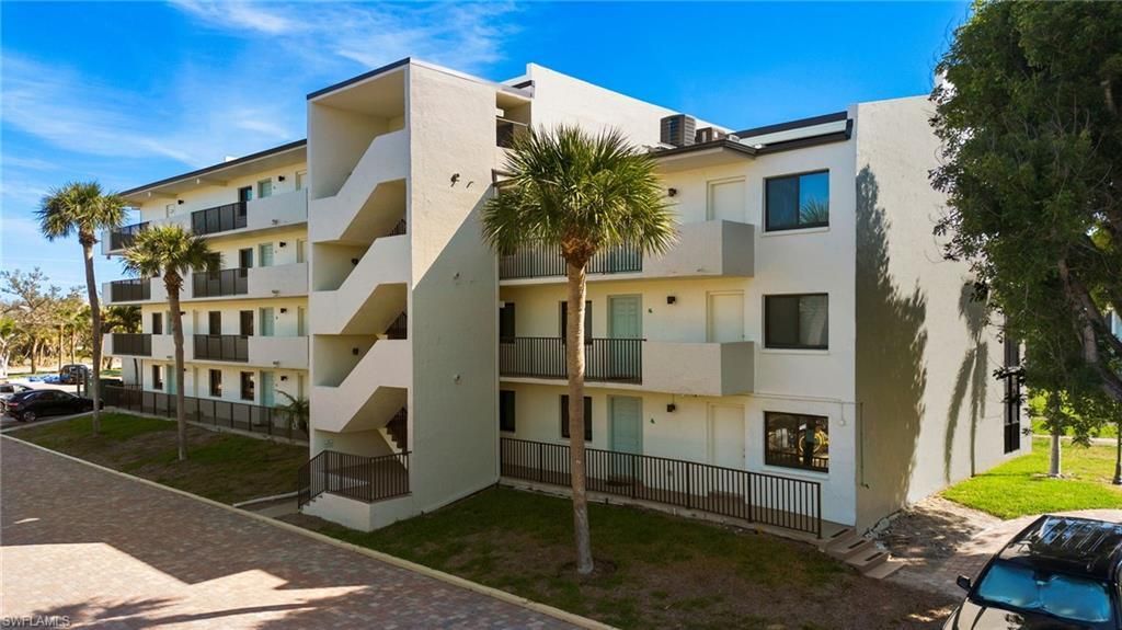 979 E Gulf Dr, Unit C303, Sanibel, FL 33957 Photo