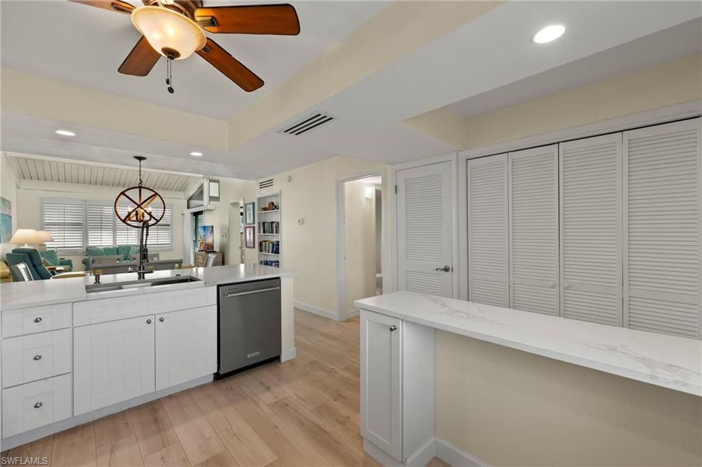 979 E Gulf Dr, Unit C303, Sanibel, FL 33957 Photo