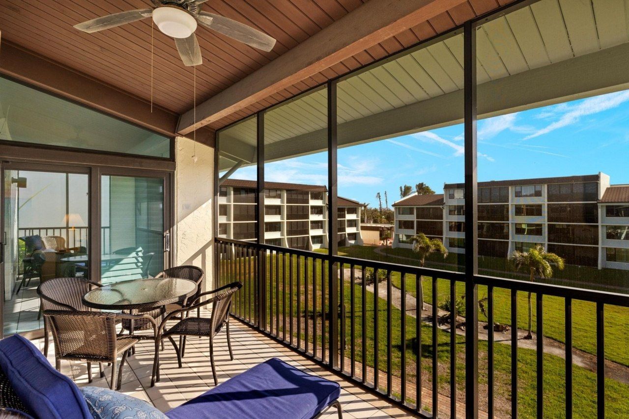 979 E Gulf Dr, Unit C303, Sanibel, FL 33957 Photo