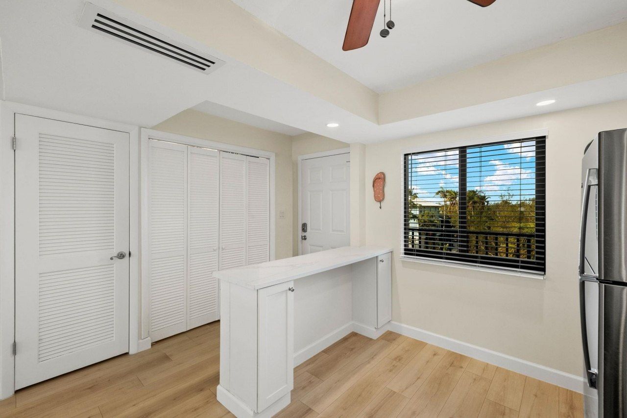 979 E Gulf Dr, Unit C303, Sanibel, FL 33957 Photo