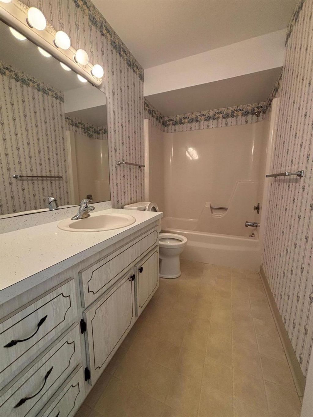 1225 NW 21st Street, Unit 21-2115, Stuart, FL 34994 Photo