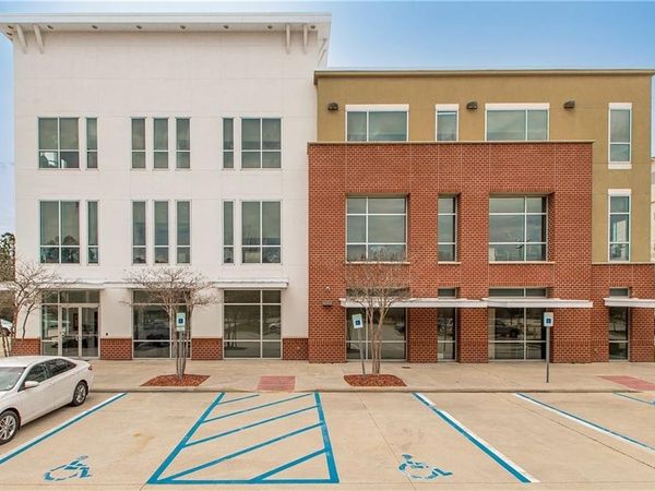 300 HOLIDAY SQUARE Boulevard, Unit 300, Covington, LA 70433