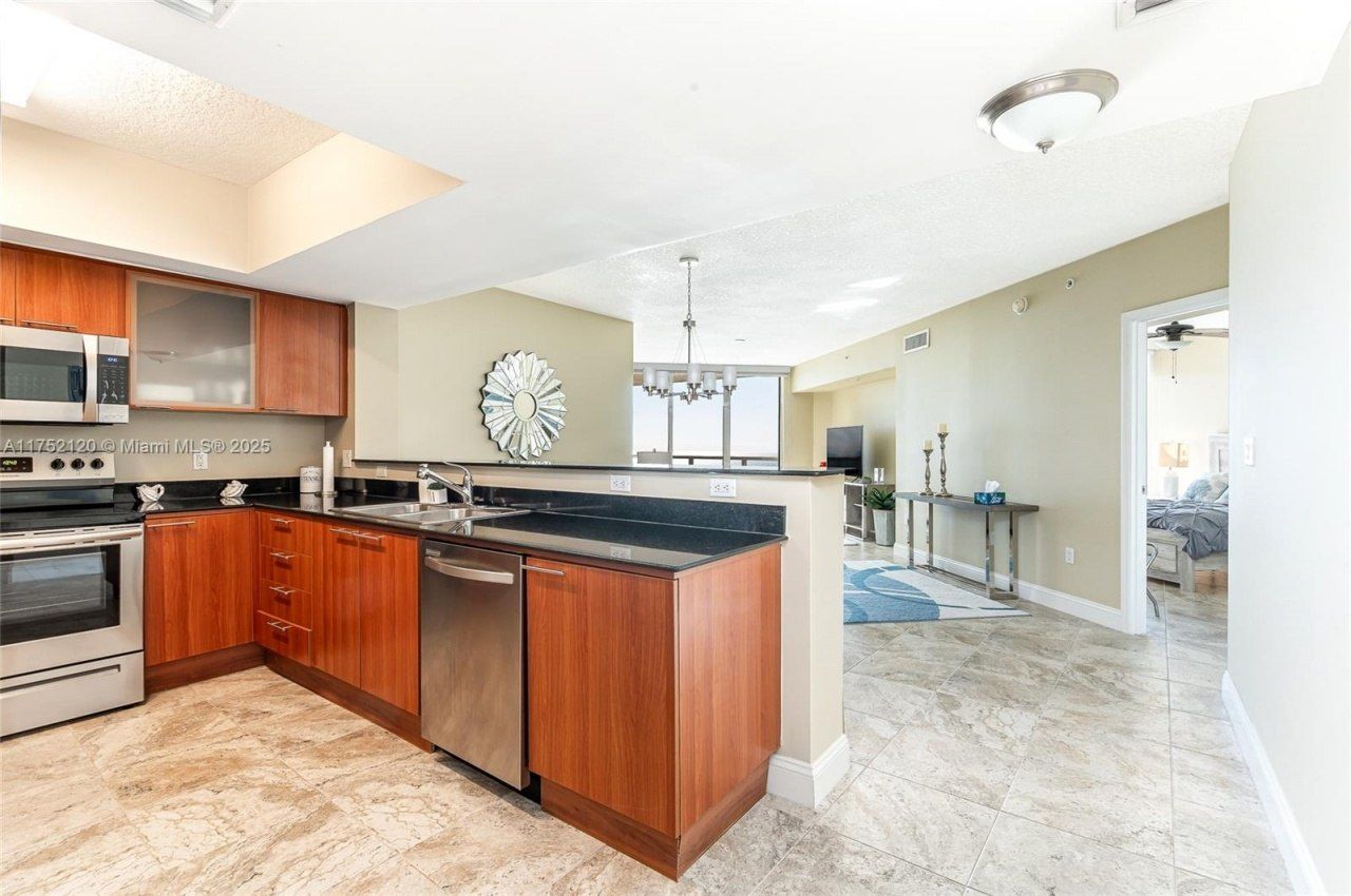 16699 Collins Ave, Unit 3010, Sunny Isles Beach, FL 33160 Photo