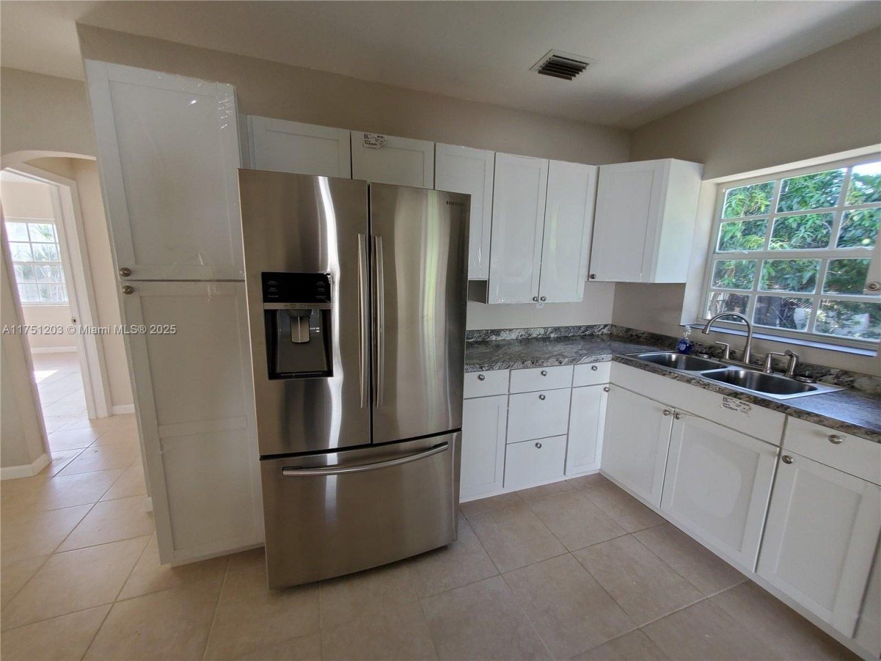 70 NW 33rd St, Miami, FL 33127 Photo