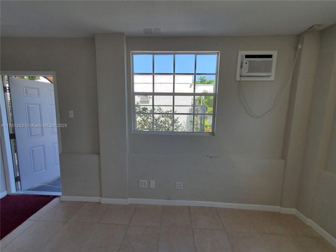 70 NW 33rd St, Miami, FL 33127 Photo