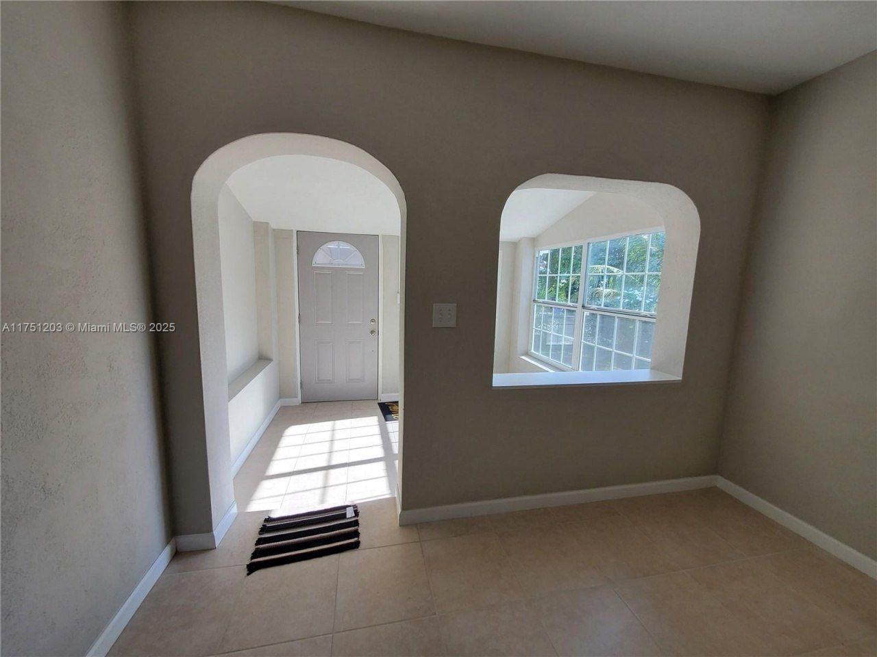 70 NW 33rd St, Miami, FL 33127 Photo