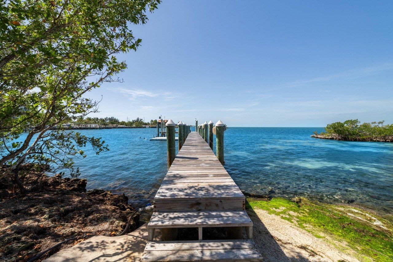 1401 51st Street Gulf, Marathon, FL 33050 Photo