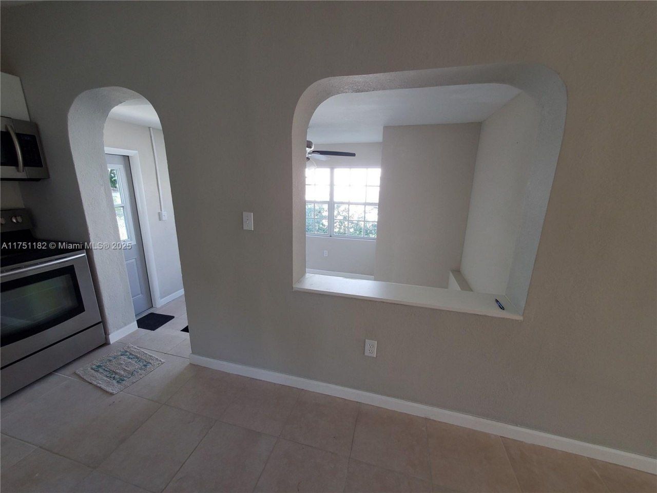 70 NW 33rd St, Miami, FL 33127 Photo