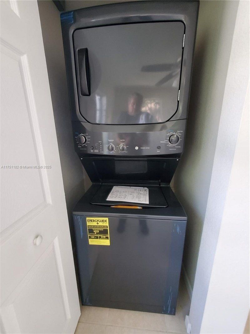 70 NW 33rd St, Miami, FL 33127 Photo