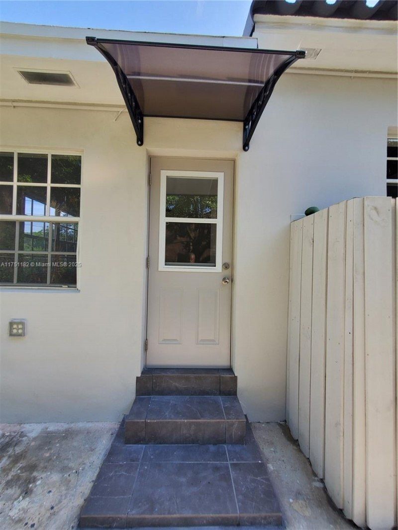 70 NW 33rd St, Miami, FL 33127 Photo