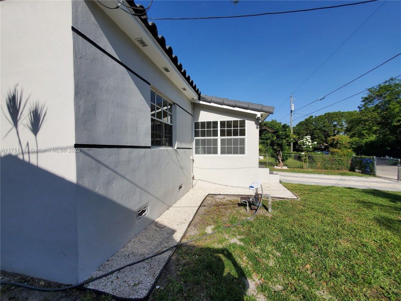 70 NW 33rd St, Miami, FL 33127 Photo