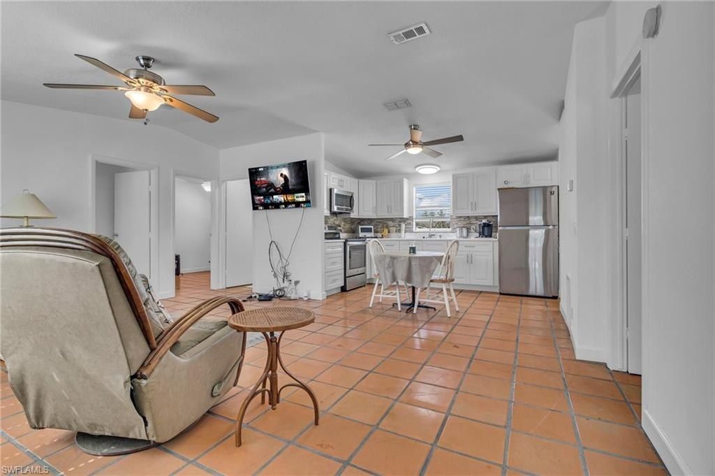 228 Mamie St, Chokoloskee, FL 34138 Photo