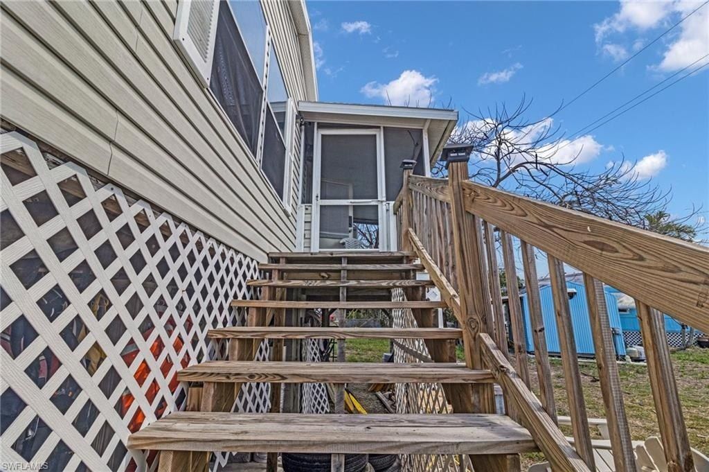 228 Mamie St, Chokoloskee, FL 34138 Photo