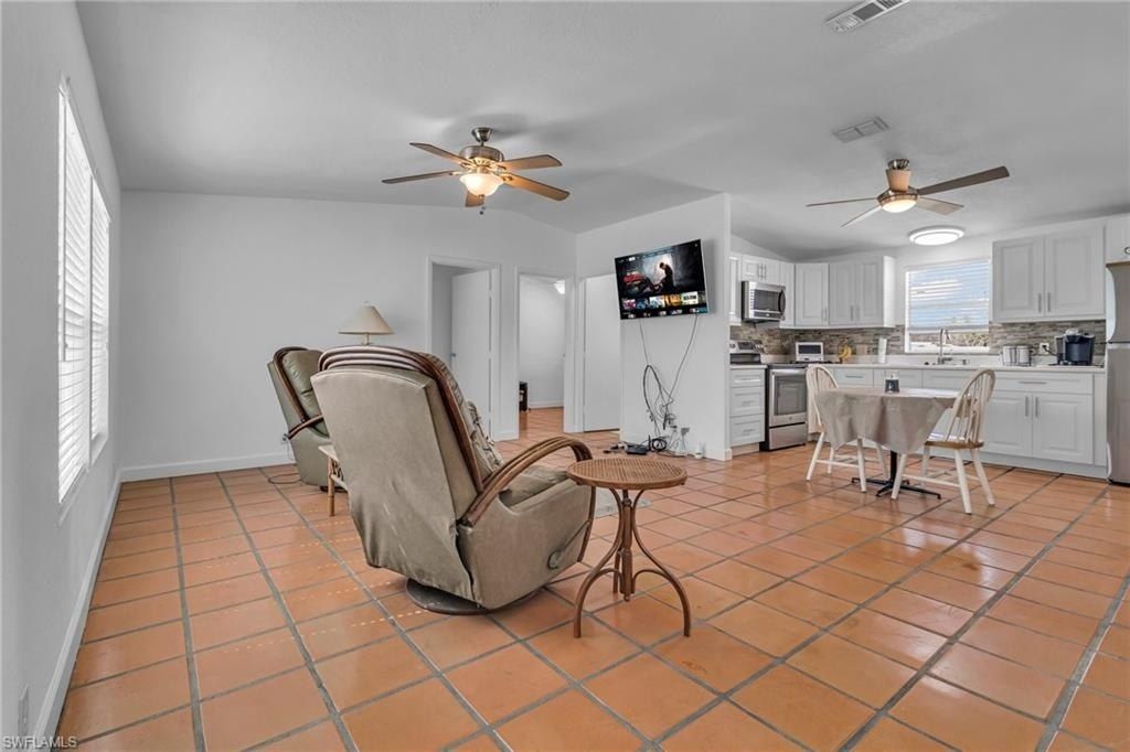 228 Mamie St, Chokoloskee, FL 34138 Photo