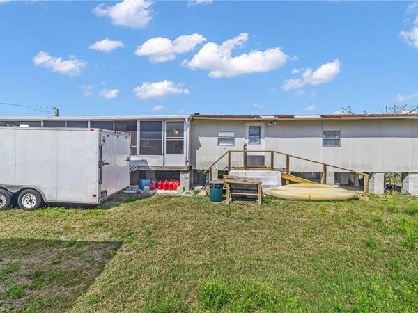 224 Mamie ST, CHOKOLOSKEE, FL 34138