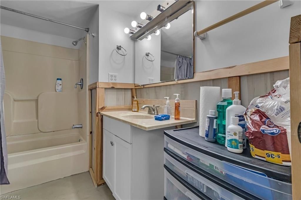 224 Mamie St, Chokoloskee, FL 34138 Photo