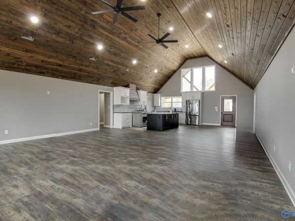1247 Lagrange College Road, Leighton, AL 35646