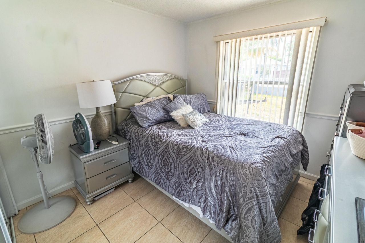 513 El Vedado, West Palm Beach, FL 33405 Photo