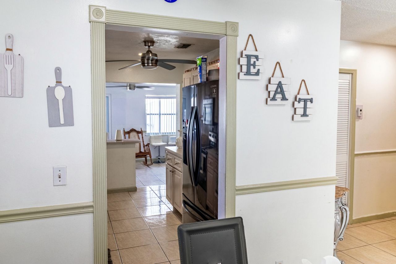 513 El Vedado, West Palm Beach, FL 33405 Photo