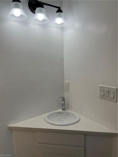 4874 Pine Island Rd Nw, Matlacha, FL 33993 Photo