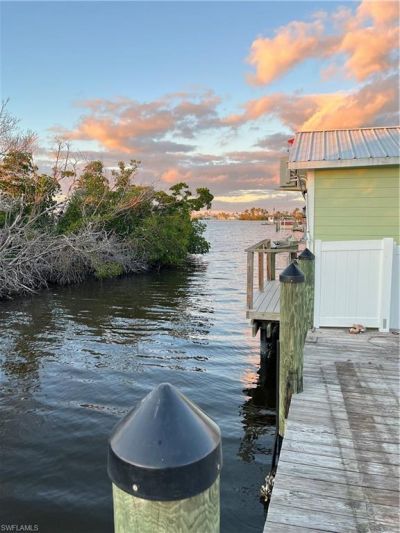 4874 Pine Island Rd Nw, Matlacha, FL 33993 Photo