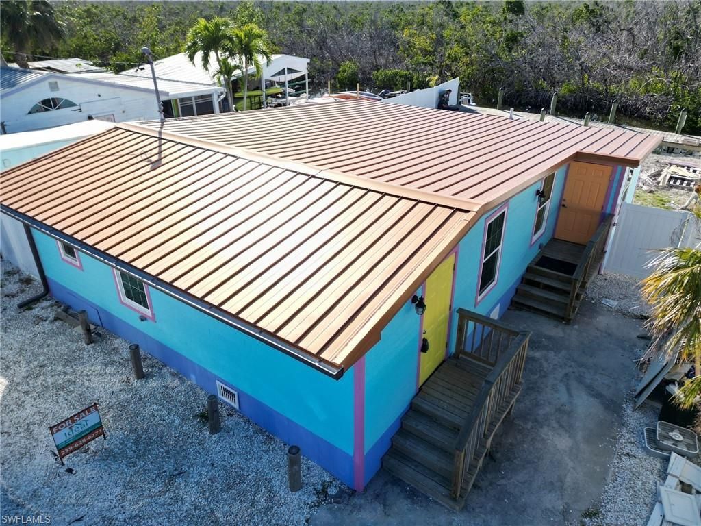 4874 Pine Island Rd Nw, Matlacha, FL 33993 Photo