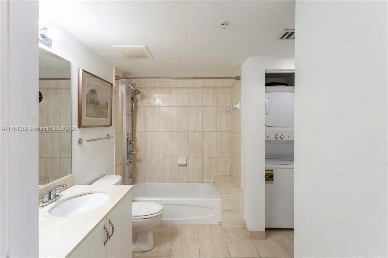 1750 N Bayshore Dr, Unit 4809, Miami, FL 33132 Photo