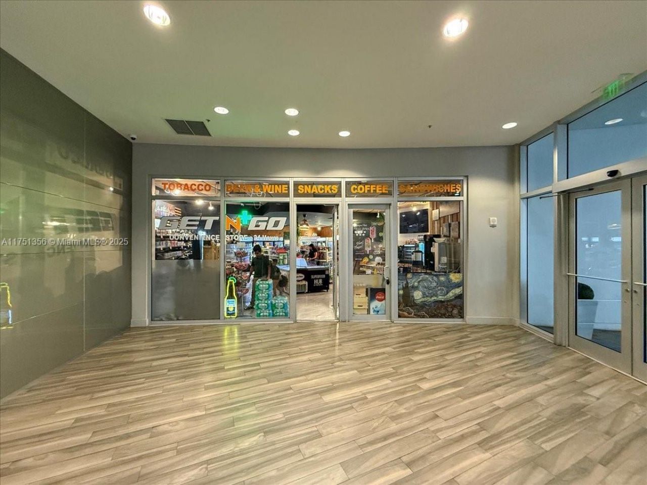 1750 N Bayshore Dr, Unit 4809, Miami, FL 33132 Photo