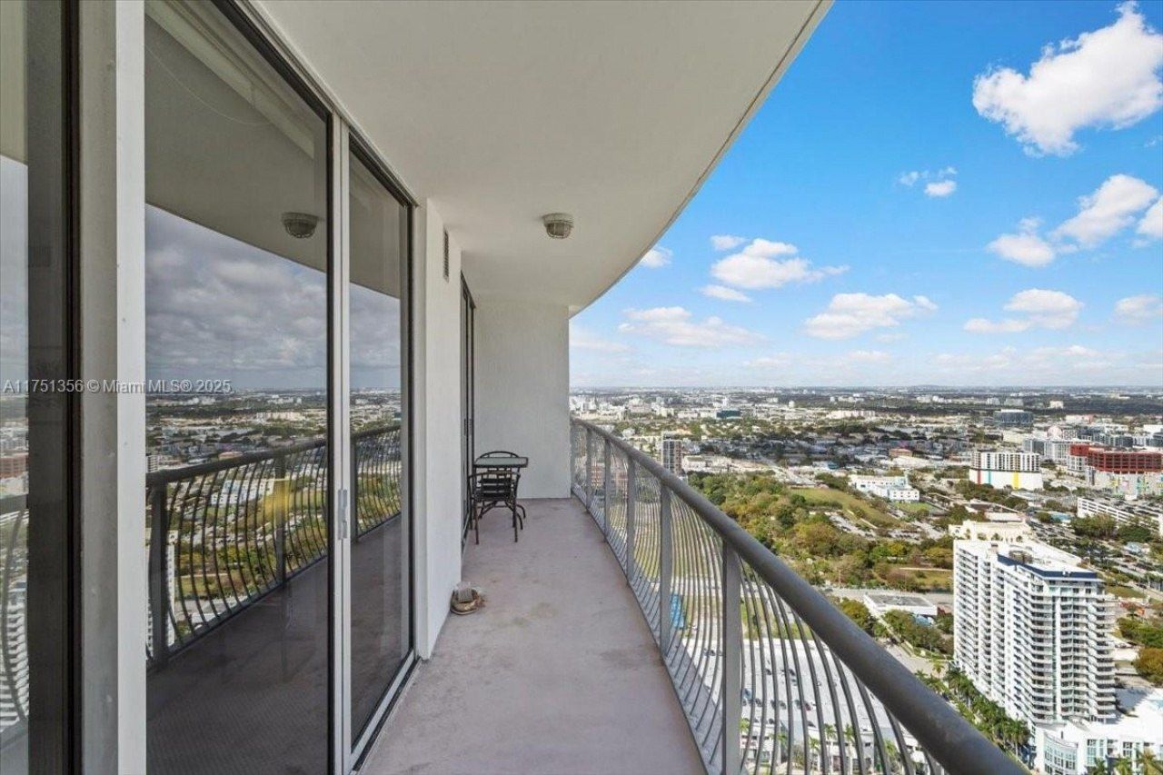 1750 N Bayshore Dr, Unit 4809, Miami, FL 33132 Photo