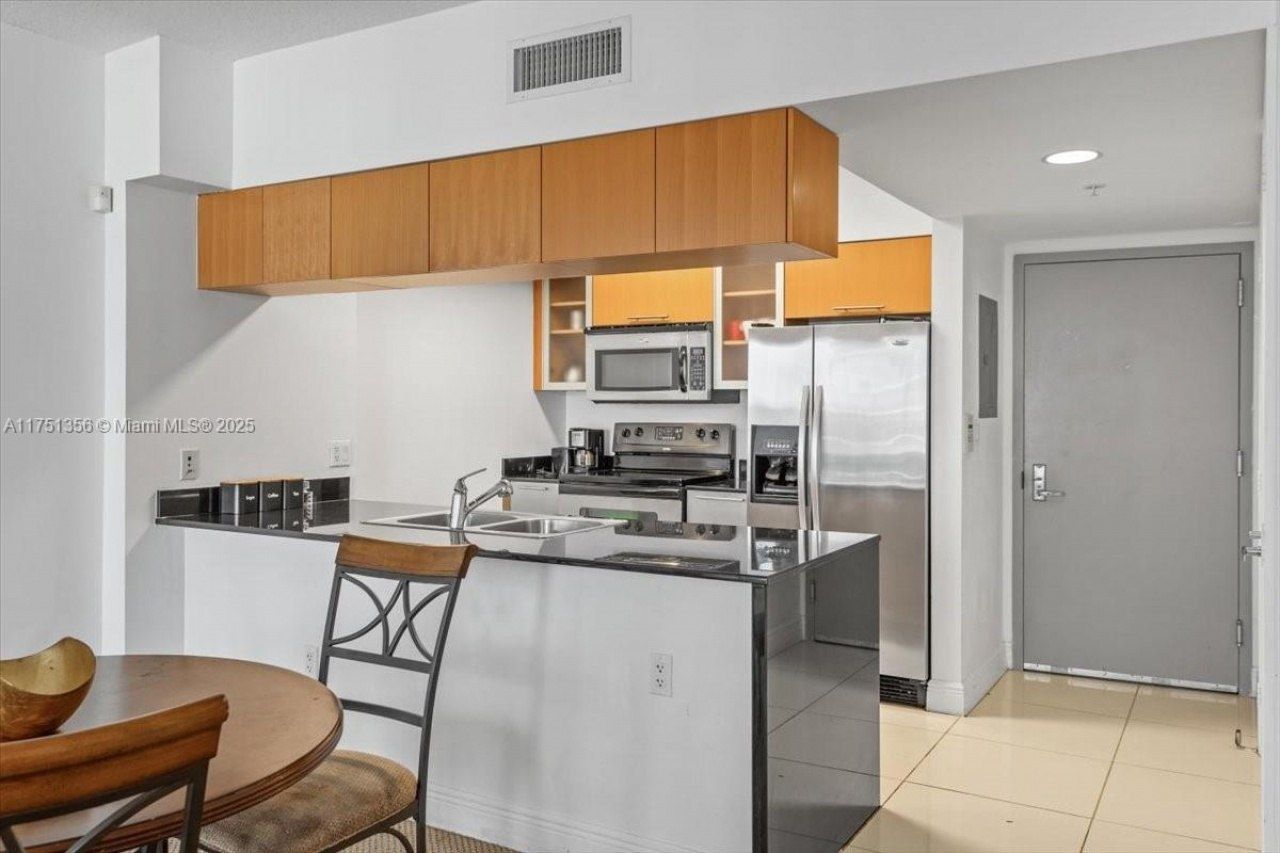 1750 N Bayshore Dr, Unit 4809, Miami, FL 33132 Photo