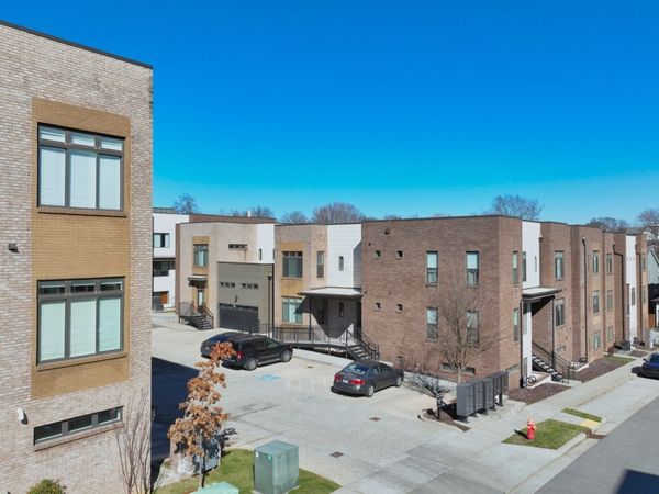 1613 Marshall Hollow Dr, Unit 203, Nashville, TN 37203