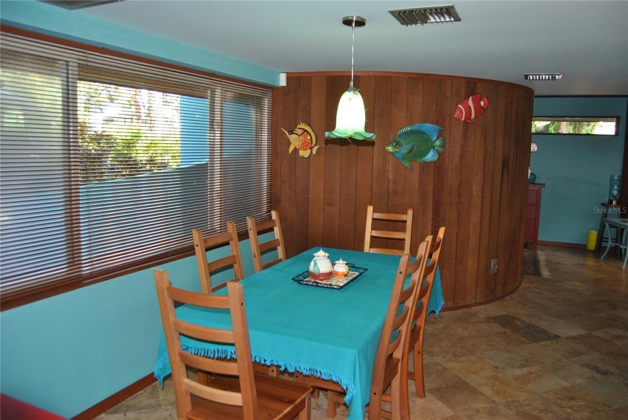 7219 Williams Drive S, Saint Petersburg, FL 33705 Photo